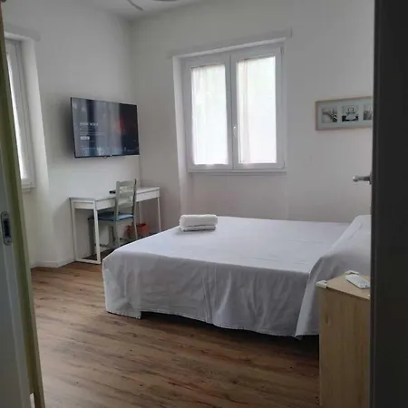 Apartment Silvilla's House Rom